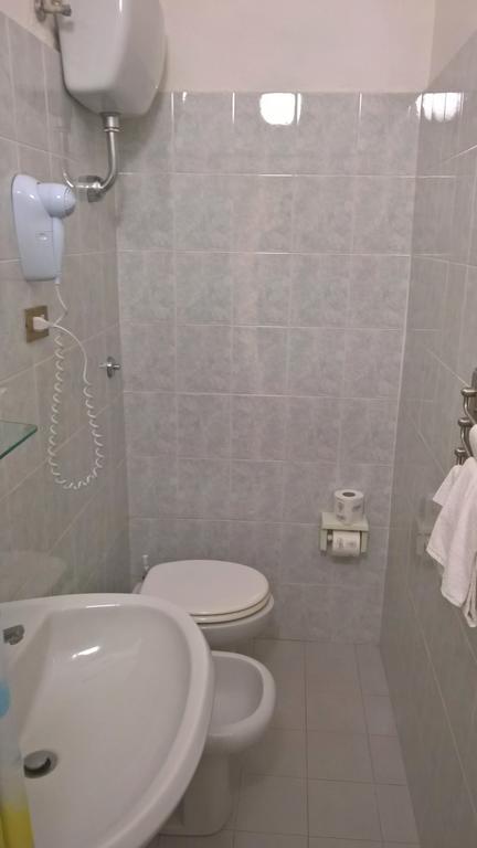 Albergo Golfo Follonica Exterior photo