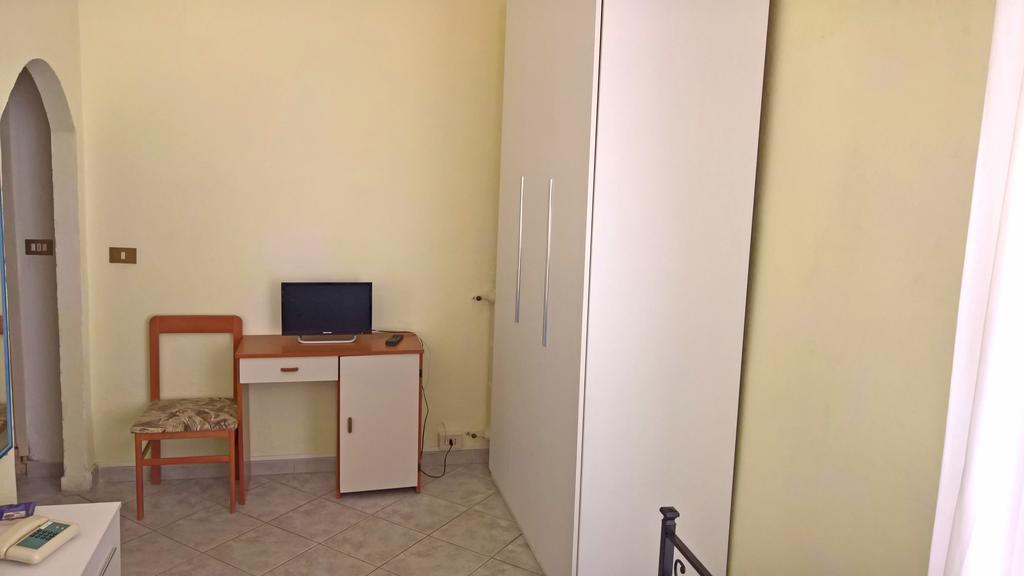 Albergo Golfo Follonica Exterior photo