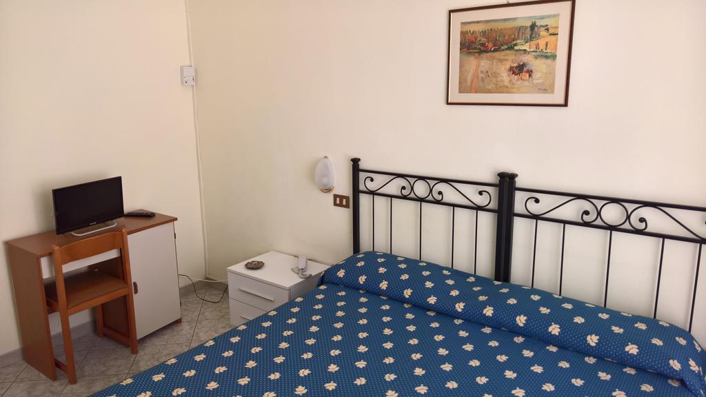 Albergo Golfo Follonica Exterior photo